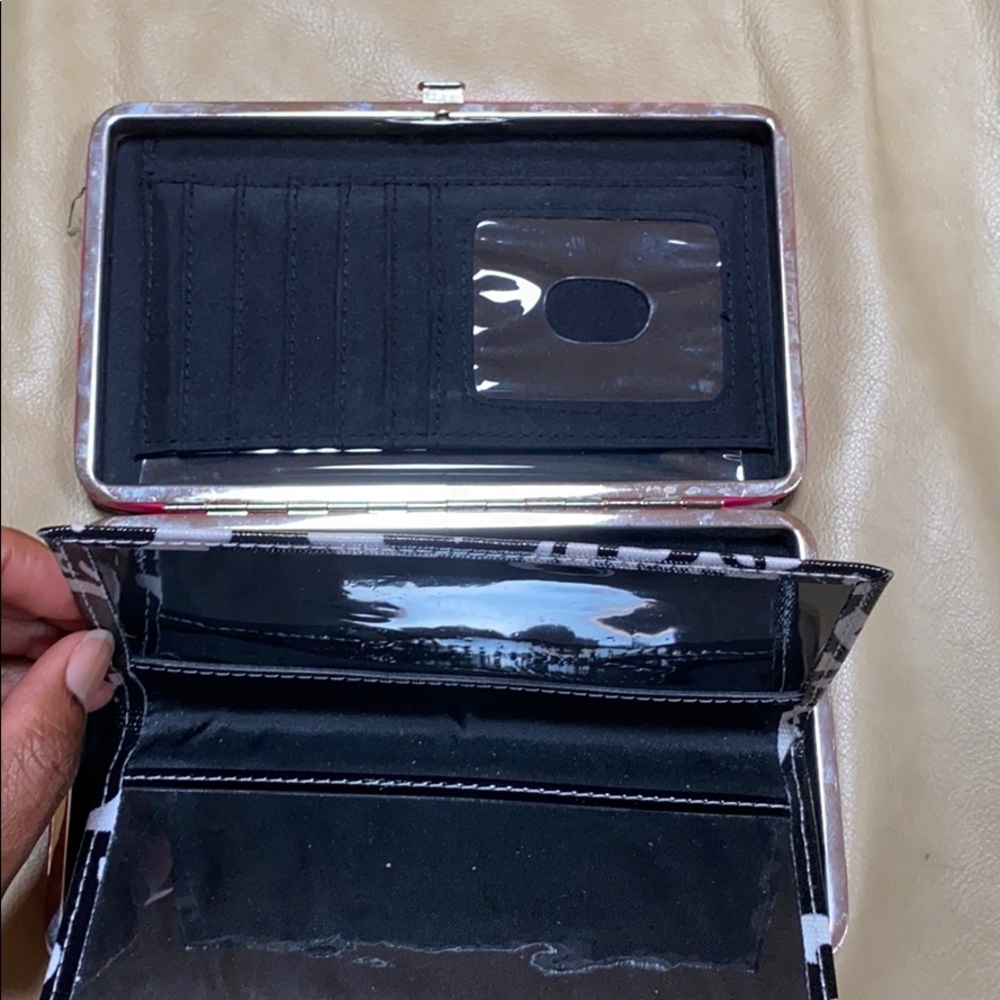 Wallet - Picture 3 of 5